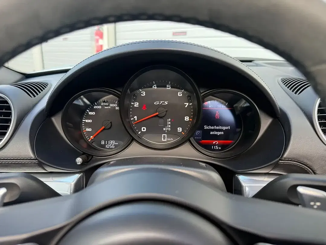 Porsche Boxster 4.0 GTS - Thumbnail 4