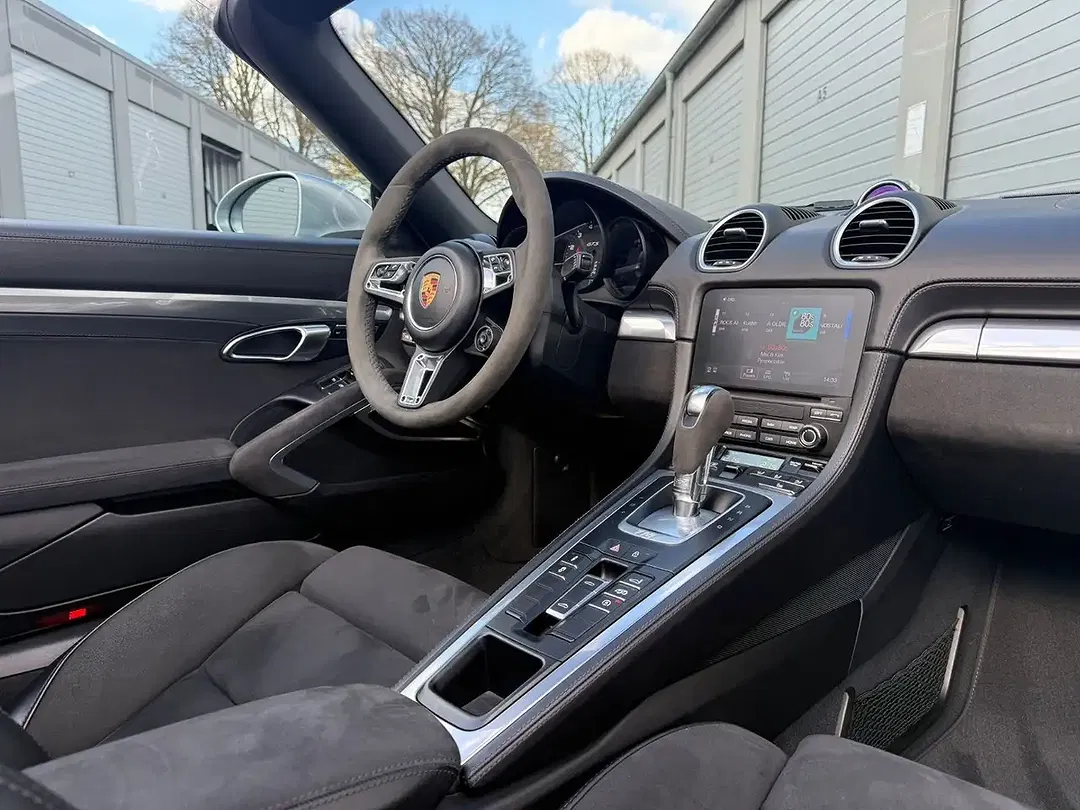 Porsche Boxster 4.0 GTS - Thumbnail 6
