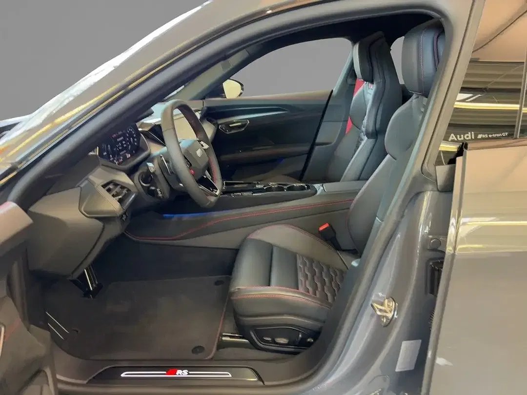 Audi RS e-tron GT - Thumbnail 7