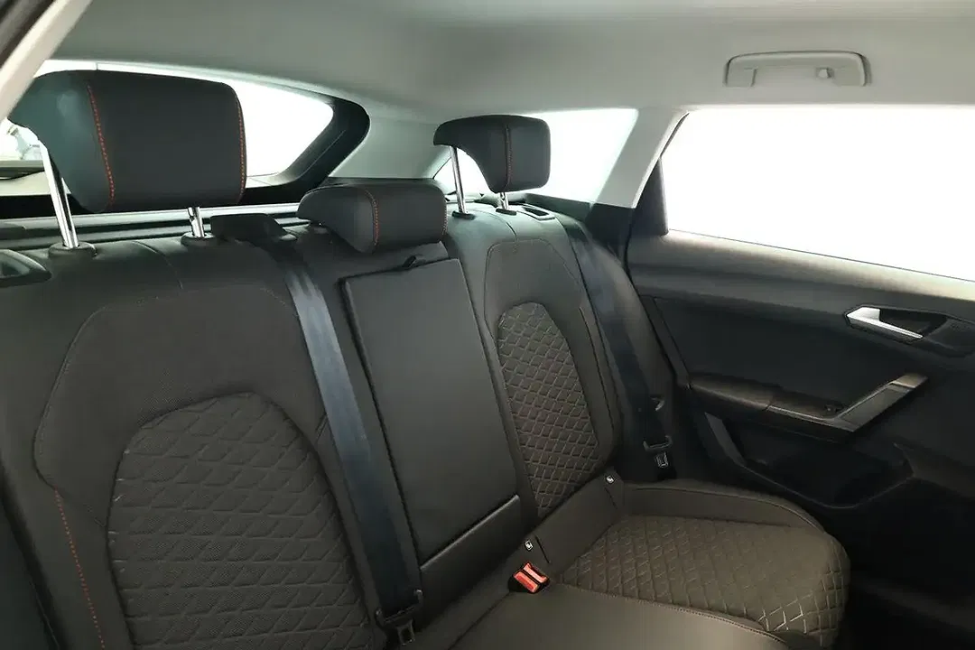 SEAT Leon 2.0 TDI DSG FR - Thumbnail 14