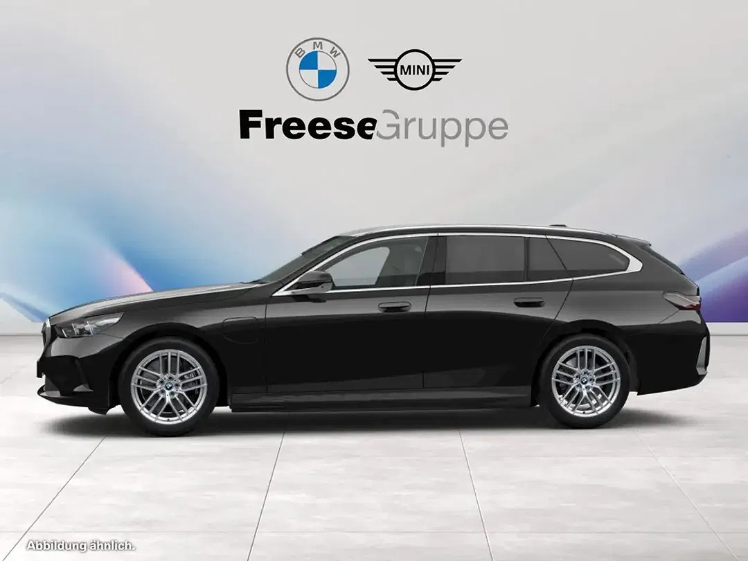BMW 550 xDrive Touring - Thumbnail 5