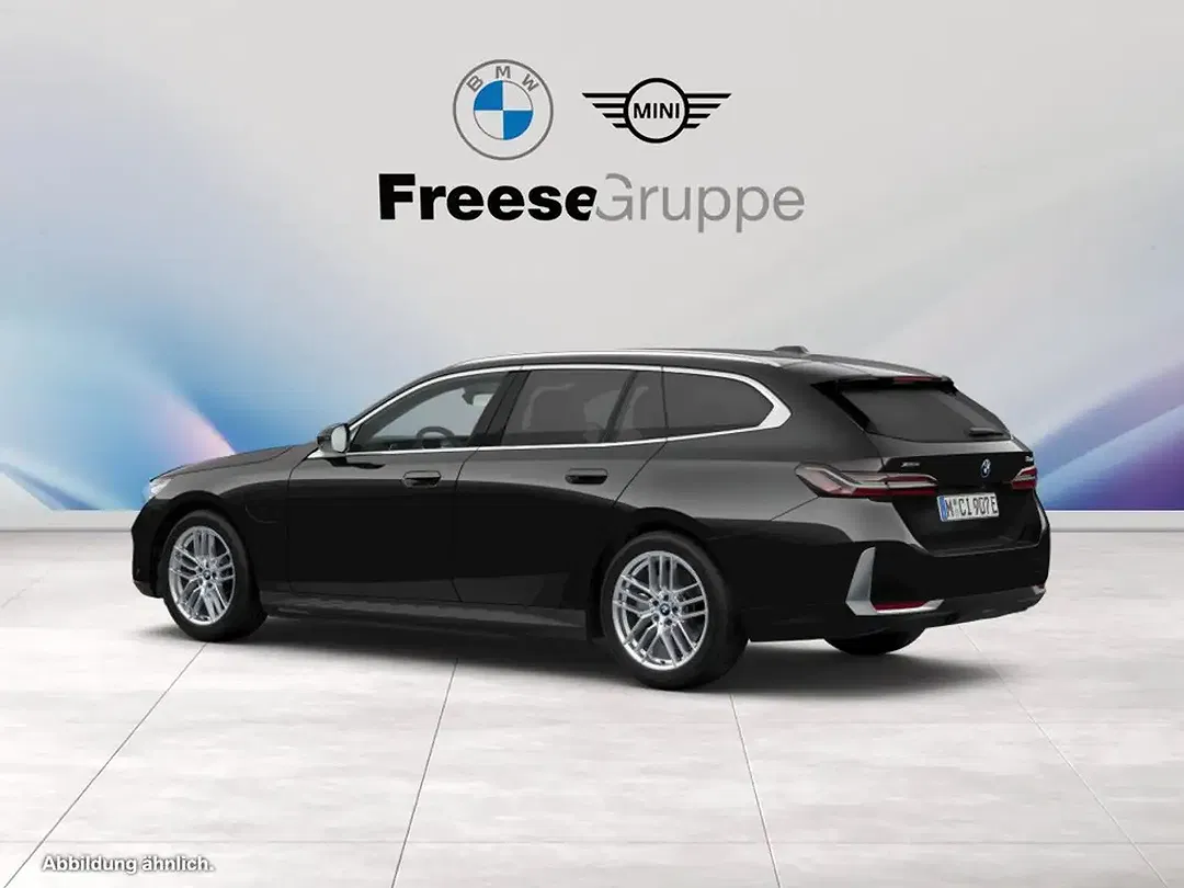 BMW 550 xDrive Touring - Thumbnail 6