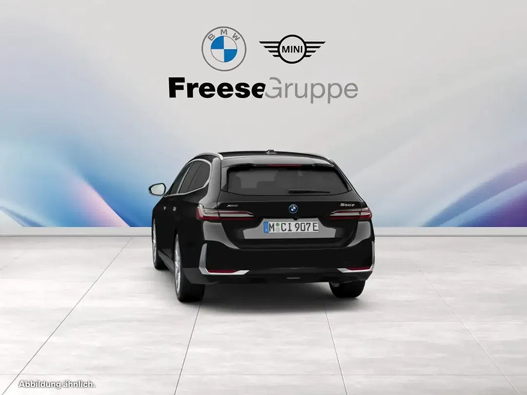 BMW 550 xDrive Touring - Thumbnail 7