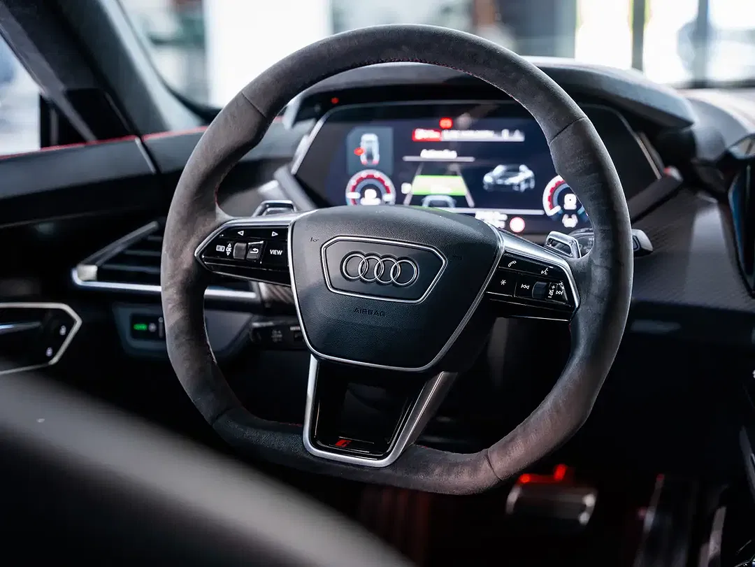 Audi RS e-tron GT quattro - Thumbnail 12