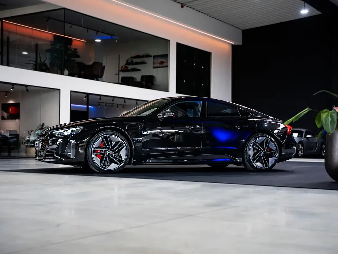 Audi RS e-tron GT quattro - foto 2