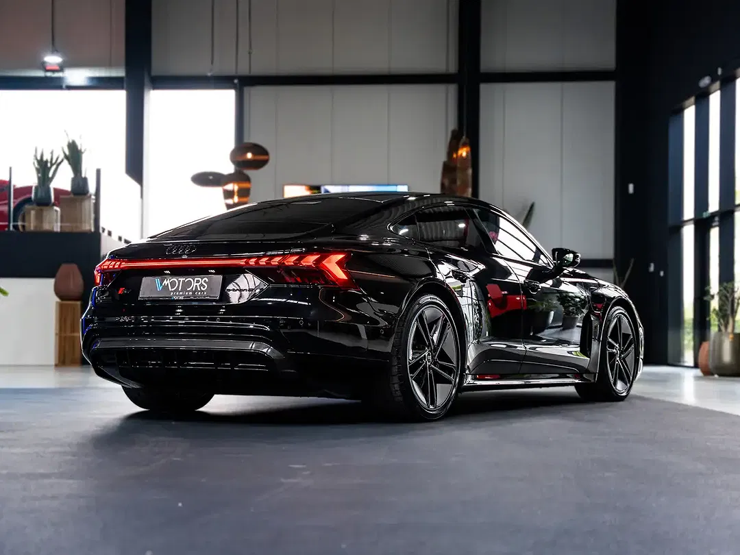 Audi RS e-tron GT quattro - Thumbnail 4
