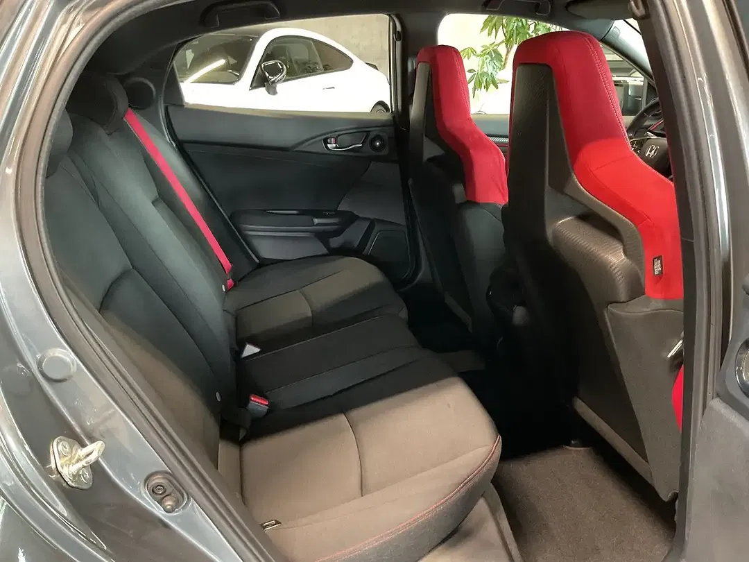 Honda Civic Type R GT - foto 15