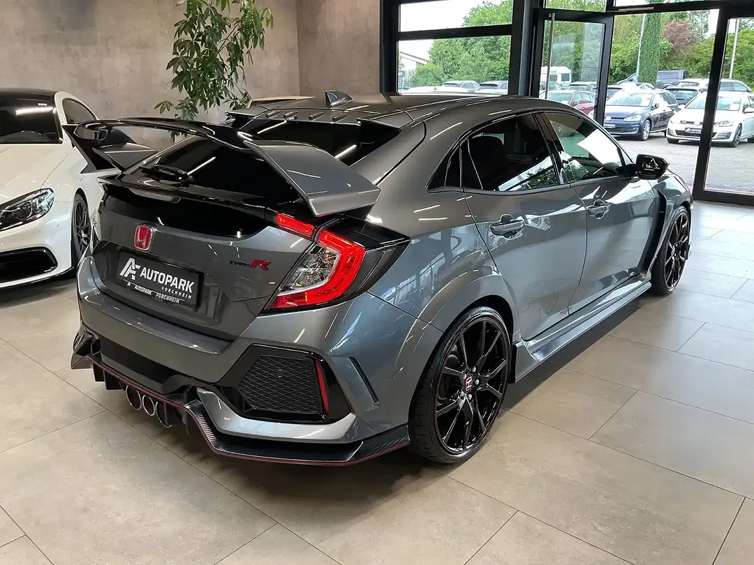 Honda Civic Type R GT - Thumbnail 4