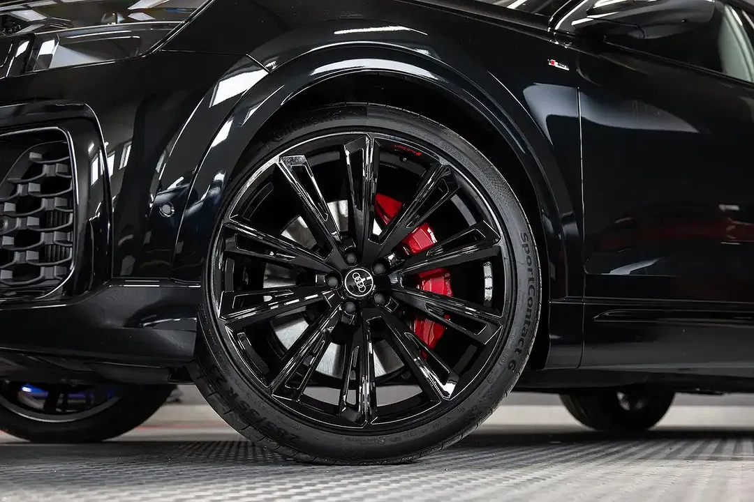 Audi Q8 60 TFSI e quattro S line - foto 2