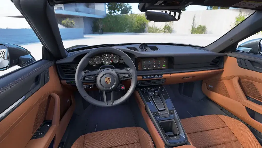 Porsche 992 Targa 4 GTS - Thumbnail 9