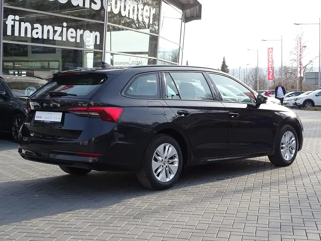Skoda Octavia 2.0 TDI Combi Ambition - Thumbnail 5