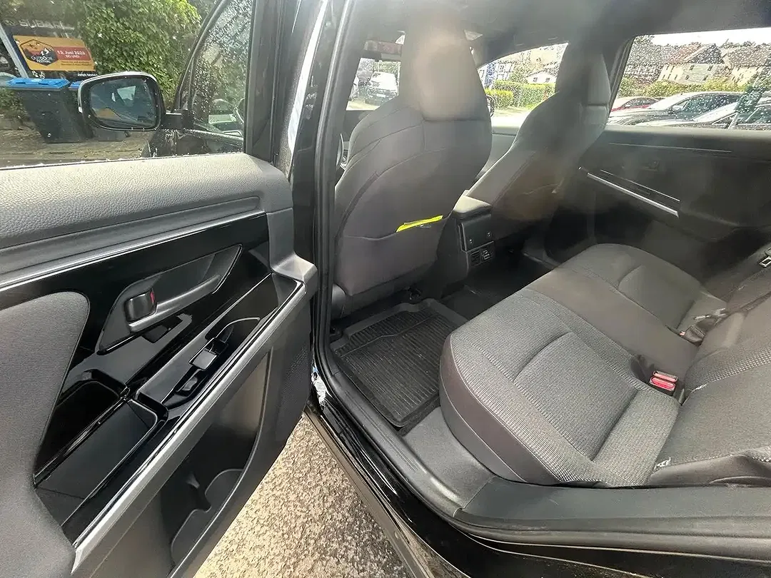 Subaru Solterra 150kW 71.4 kWh Comfort - Thumbnail 11