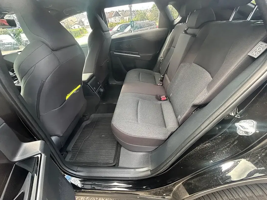 Subaru Solterra 150kW 71.4 kWh Comfort - Thumbnail 12