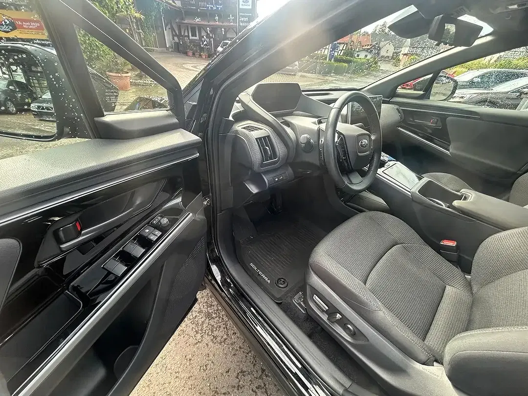 Subaru Solterra 150kW 71.4 kWh Comfort - Thumbnail 9