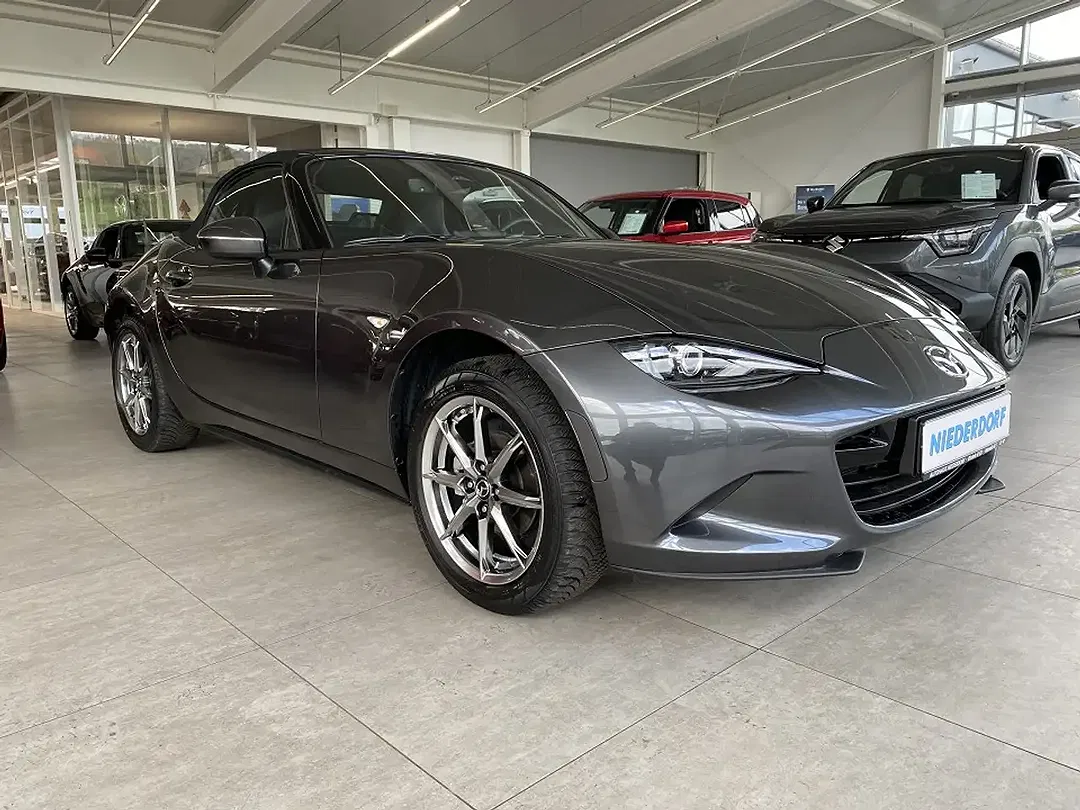 Mazda MX-5 1.5 Exclusive-Line - foto 1