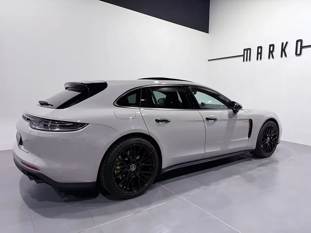 Porsche Panamera E-Hybrid 4 S/T - foto 2