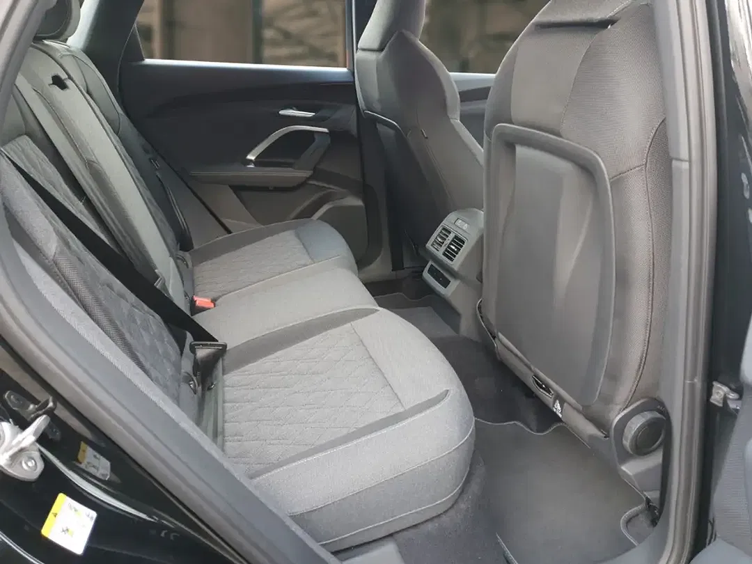 Audi Q5 2.0 TDI quattro Matrix LED Sportback S line - Thumbnail 9
