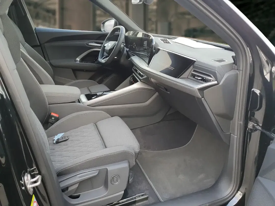 Audi Q5 2.0 TDI quattro Matrix LED Sportback S line - Thumbnail 8