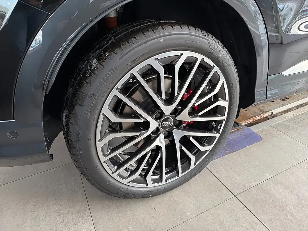 Audi SQ5 Sportback Pro - Thumbnail 24