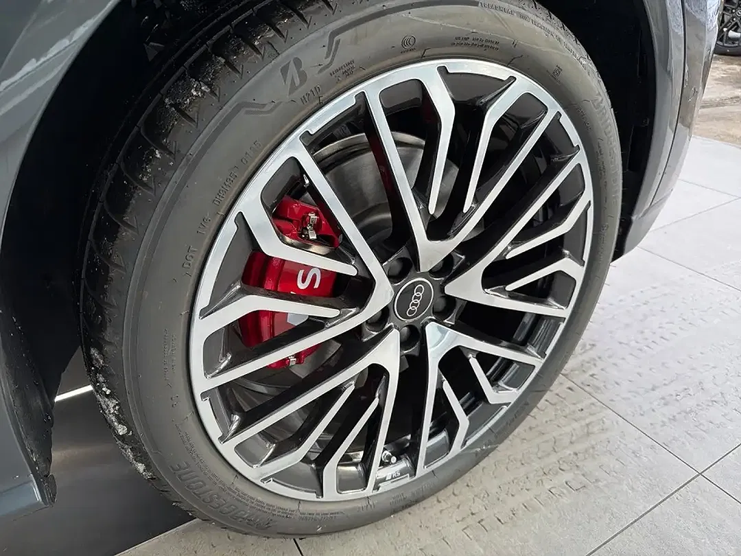 Audi SQ5 Sportback Pro - foto 25