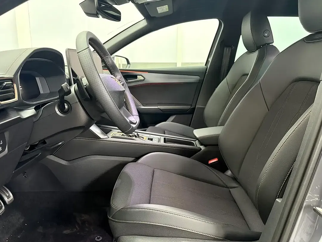 CUPRA Leon 1.5 eTSI DSG Sportstourer - Thumbnail 13