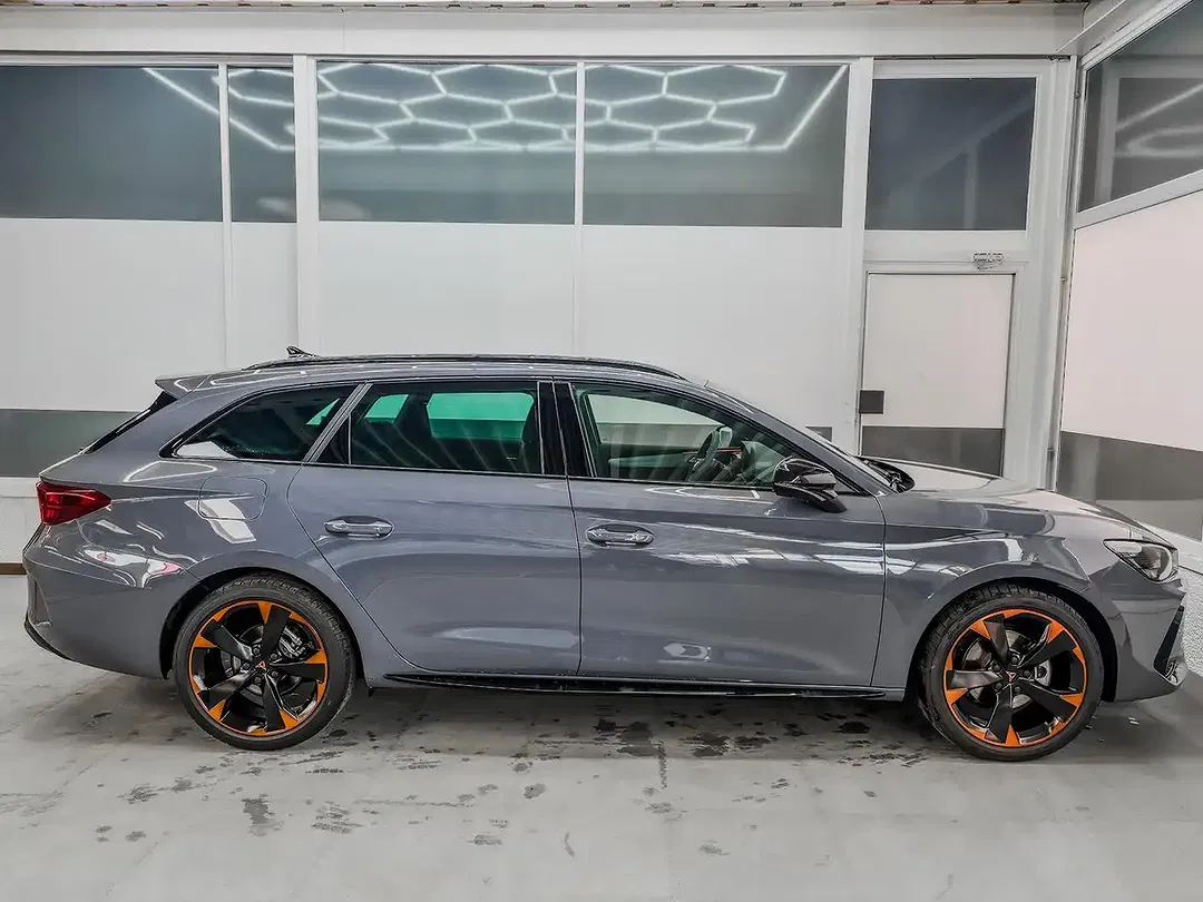 CUPRA Leon 1.5 eTSI DSG Sportstourer - Thumbnail 4