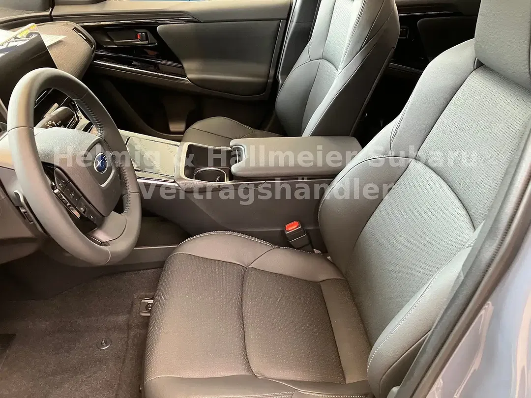Subaru Solterra Platinum Plus - Thumbnail 11