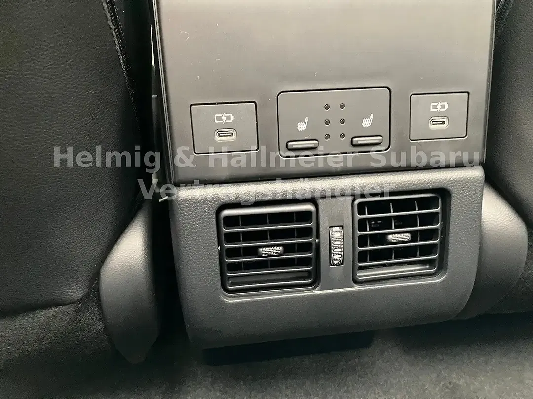 Subaru Solterra Platinum Plus - Thumbnail 13