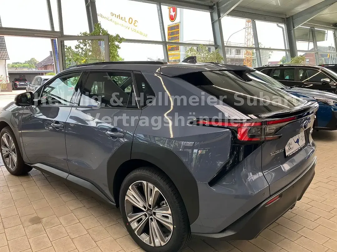 Subaru Solterra Platinum Plus - Thumbnail 5