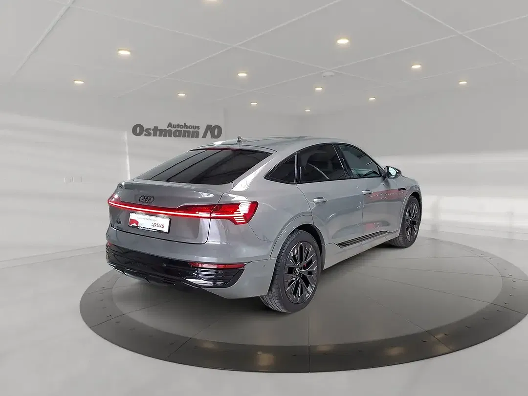 Audi Q8 e-tron 50 quattro Matrix LED Sportback S line - Thumbnail 6