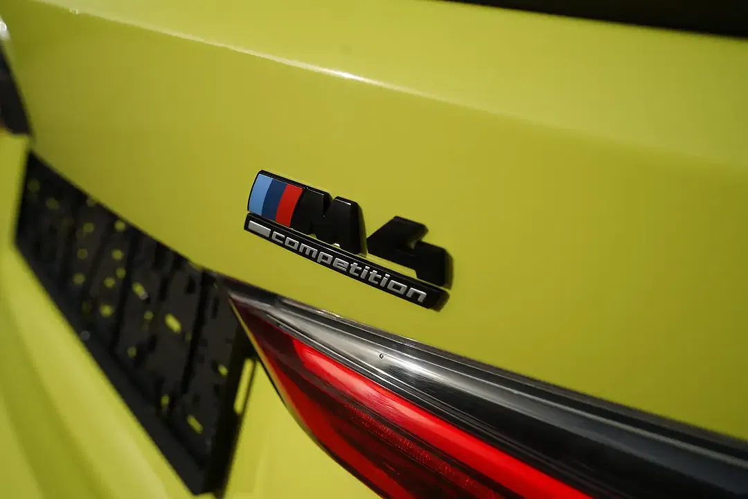 BMW M4 Competition - Thumbnail 3