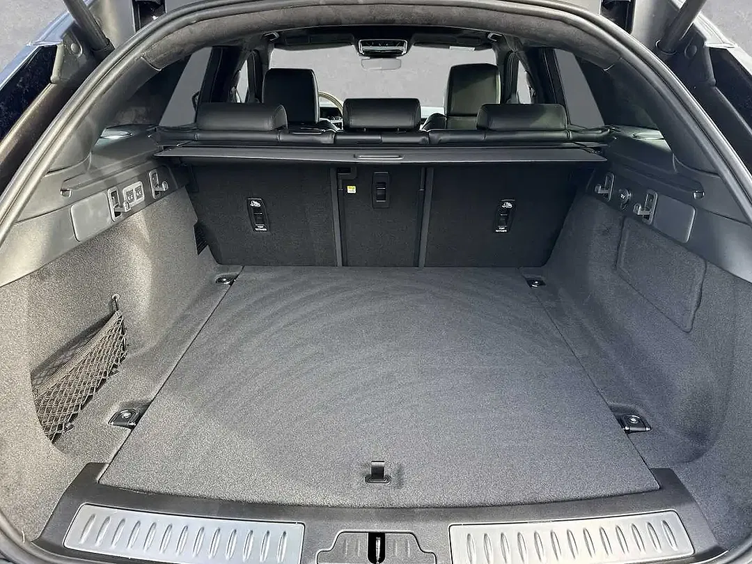 Land Rover Range Rover Velar D300 Autobiography - Thumbnail 10