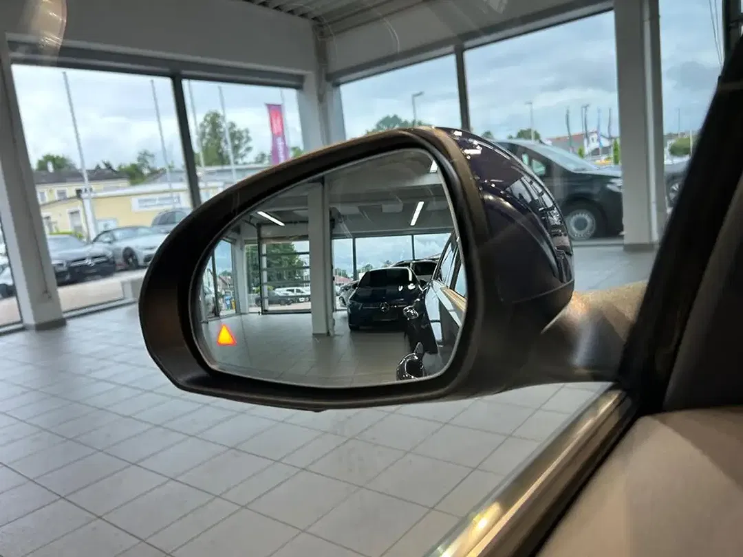 Mercedes-Benz C 200 MBUX Avantgarde - Thumbnail 19