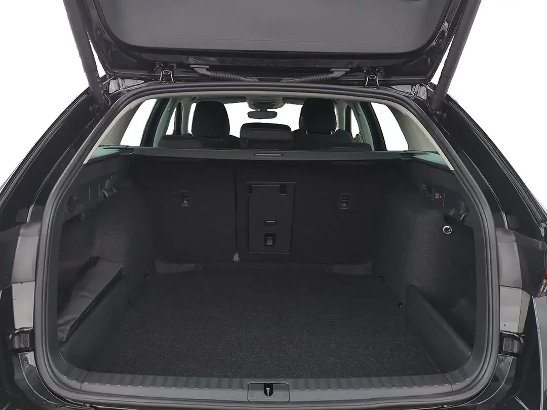 Skoda Octavia 1.5 TSI DSG Combi Selection - Thumbnail 6