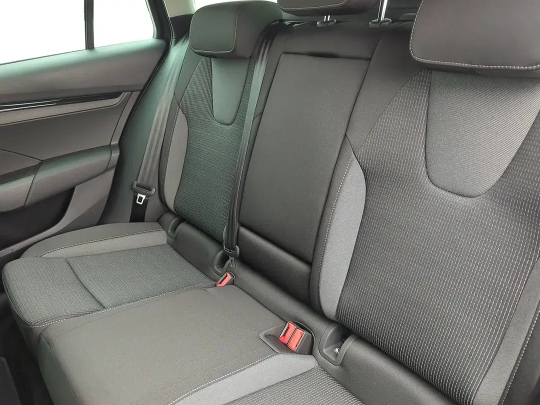 Skoda Octavia 1.5 TSI DSG Combi Selection - Thumbnail 9