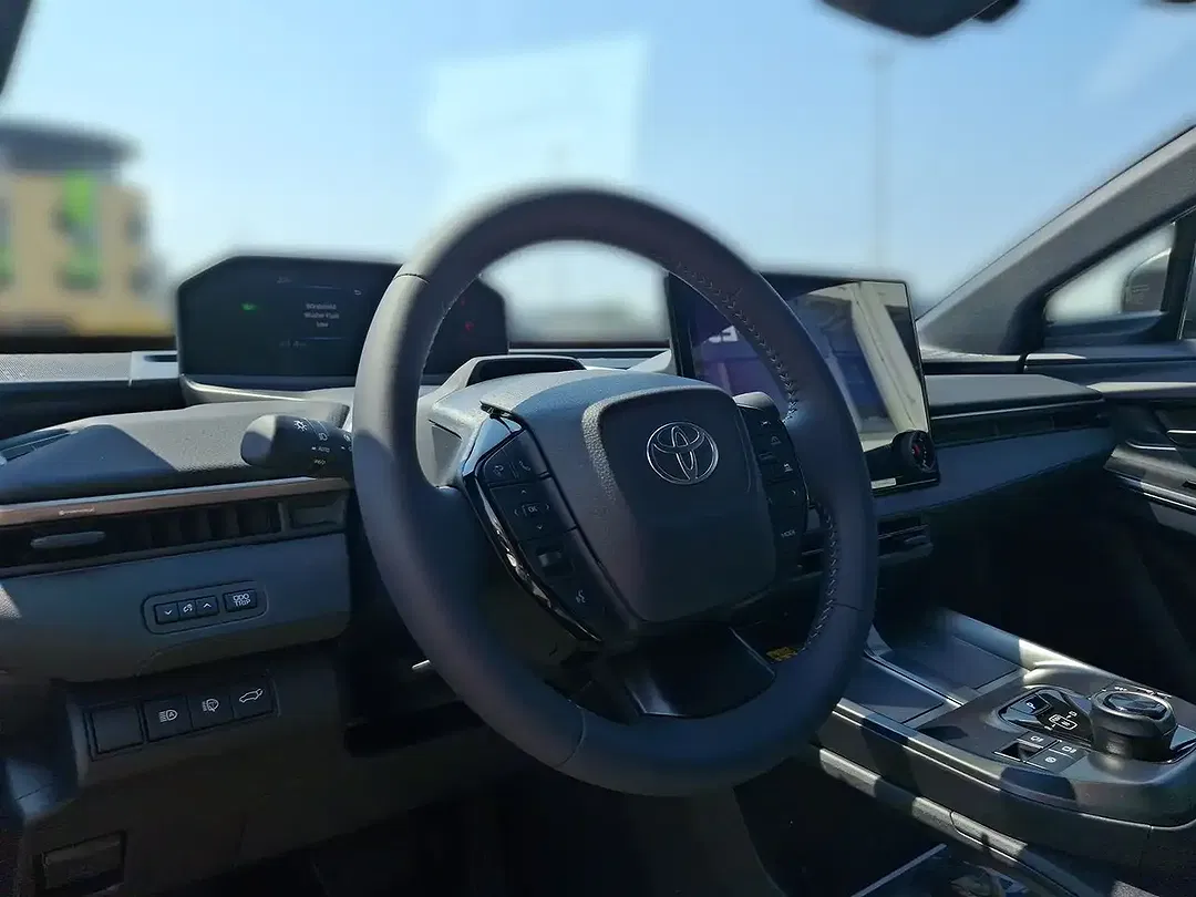 Toyota bZ4X 4x4 Active - Thumbnail 11