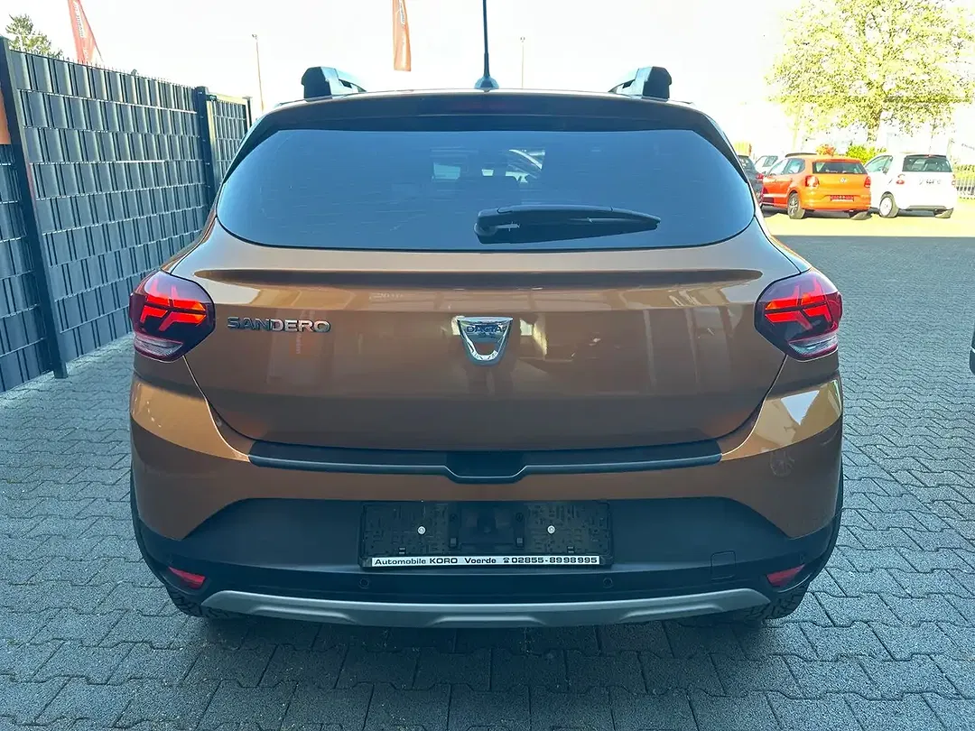 Dacia Sandero Stepway Comfort - Thumbnail 4
