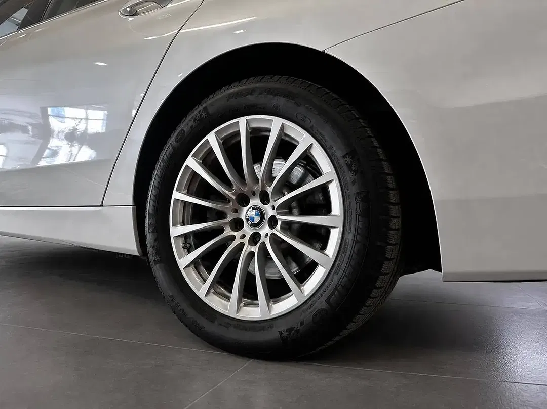 BMW 620 Gran Turismo - Thumbnail 4