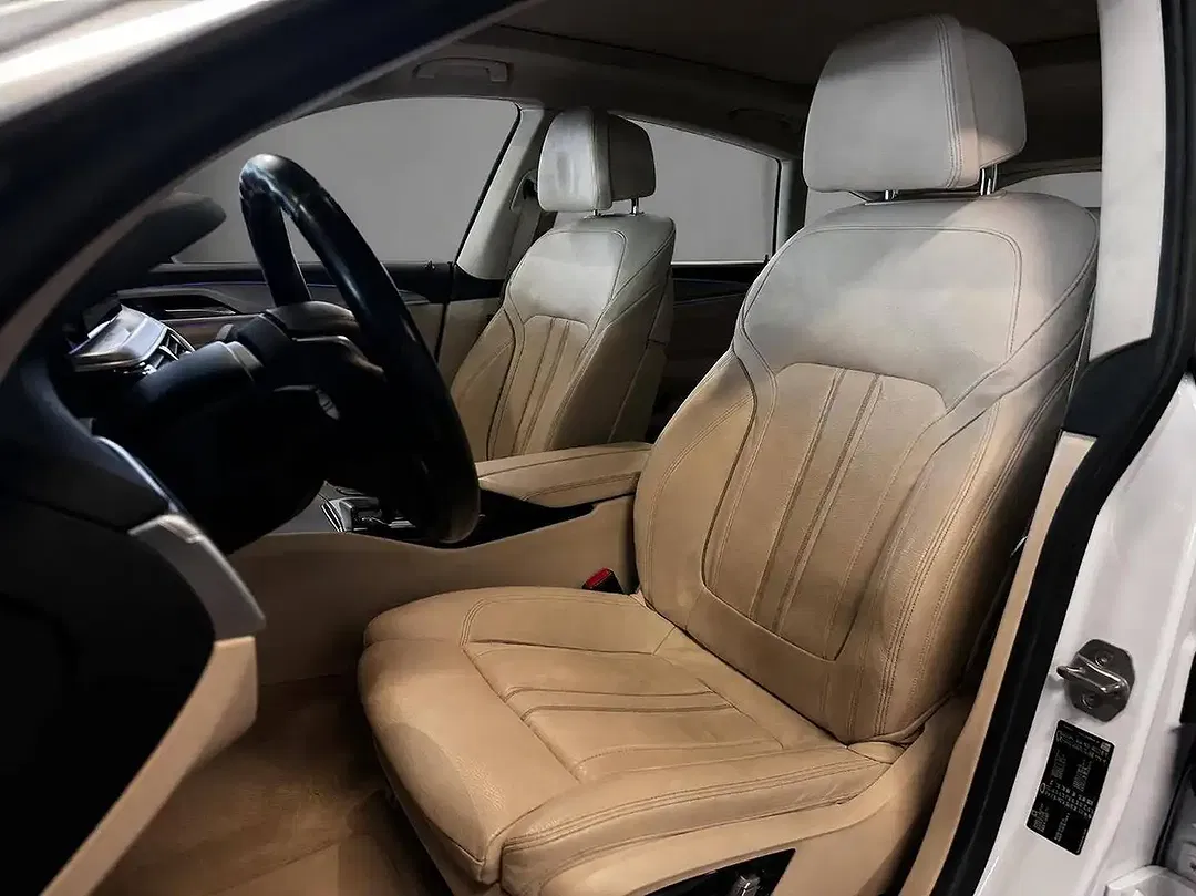 BMW 620 Gran Turismo - Thumbnail 8