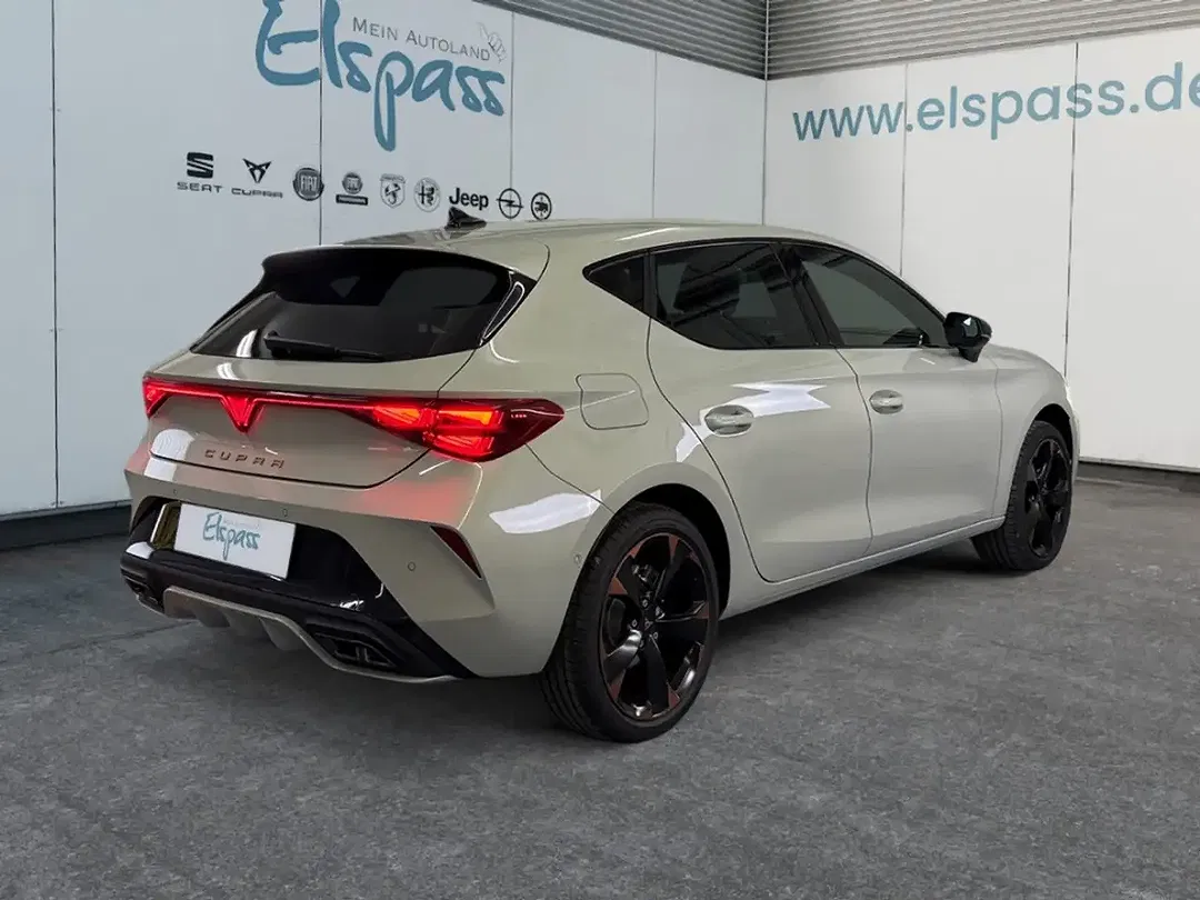 CUPRA Leon - Thumbnail 4