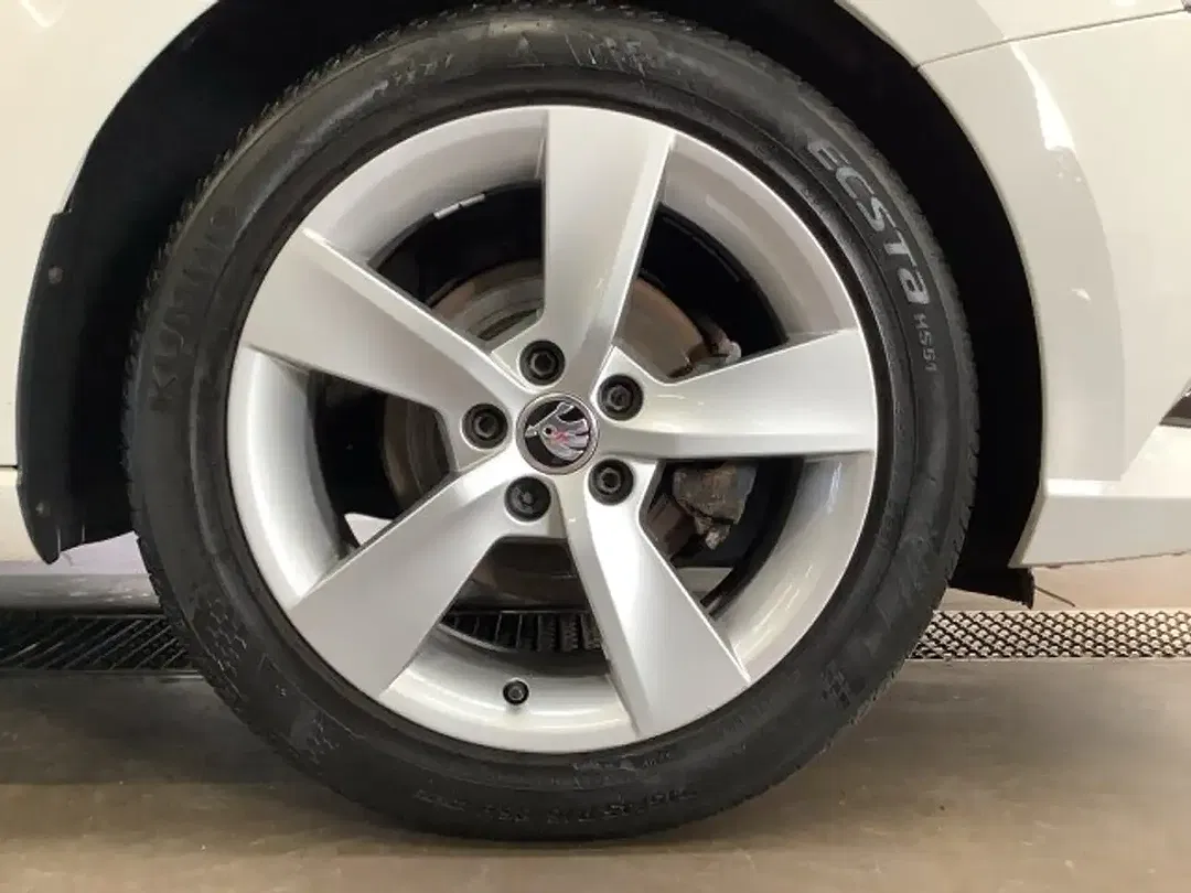 Skoda Fabia MPI Cool Plus - Thumbnail 13