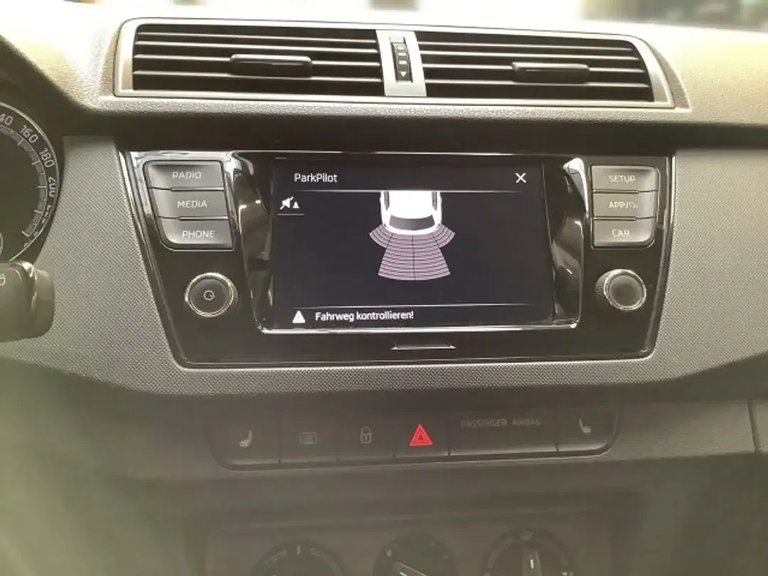 Skoda Fabia MPI Cool Plus - Thumbnail 4