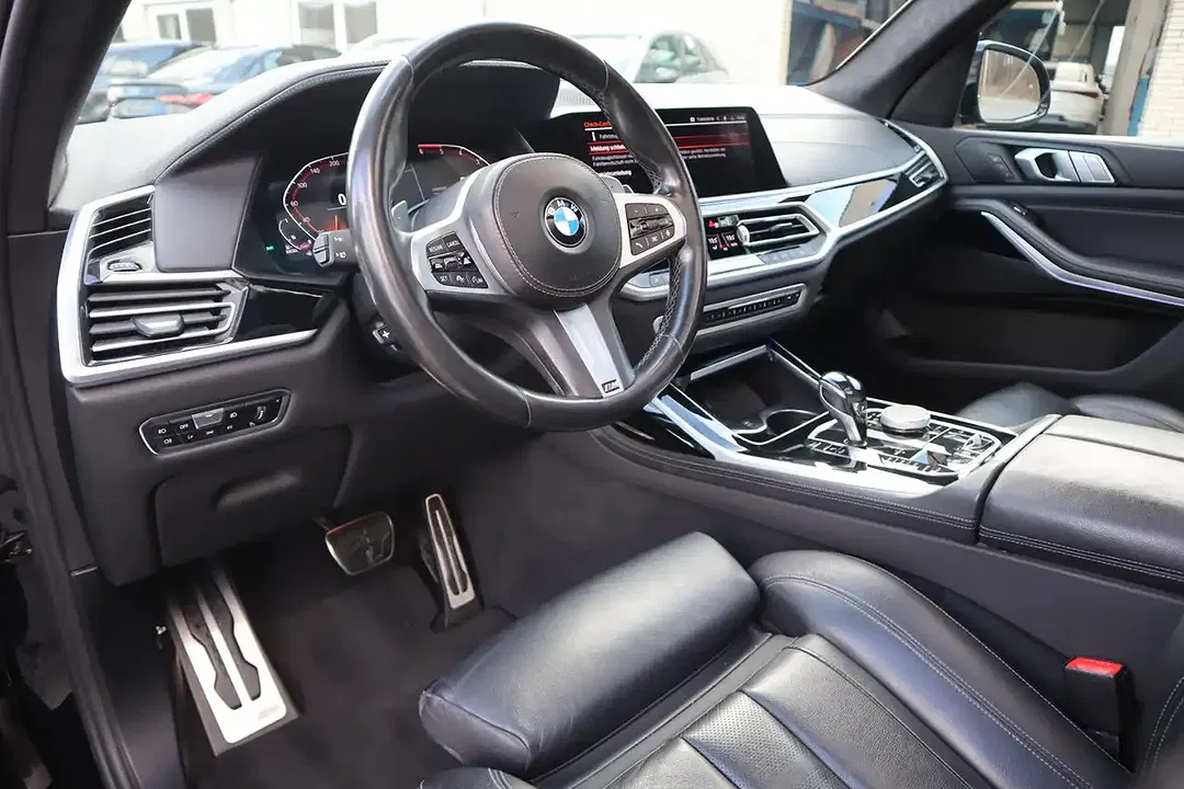 BMW X7 xDrive M Sport - Thumbnail 5
