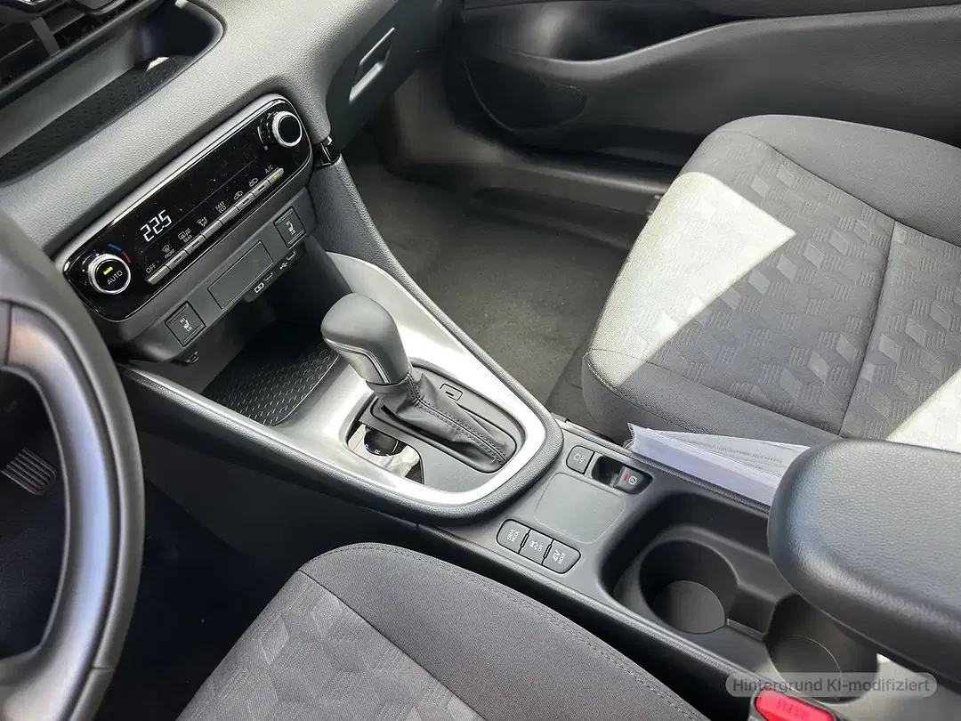 Mazda 2 VVT-i CVT Hybrid - Thumbnail 9