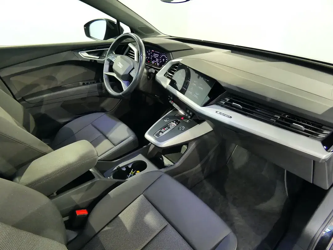 Audi Q4 e-tron 35 - Thumbnail 11