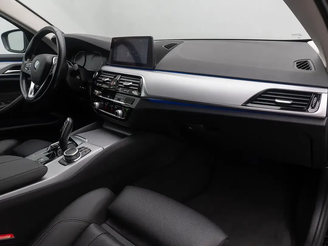 BMW 520 Sport - Thumbnail 12