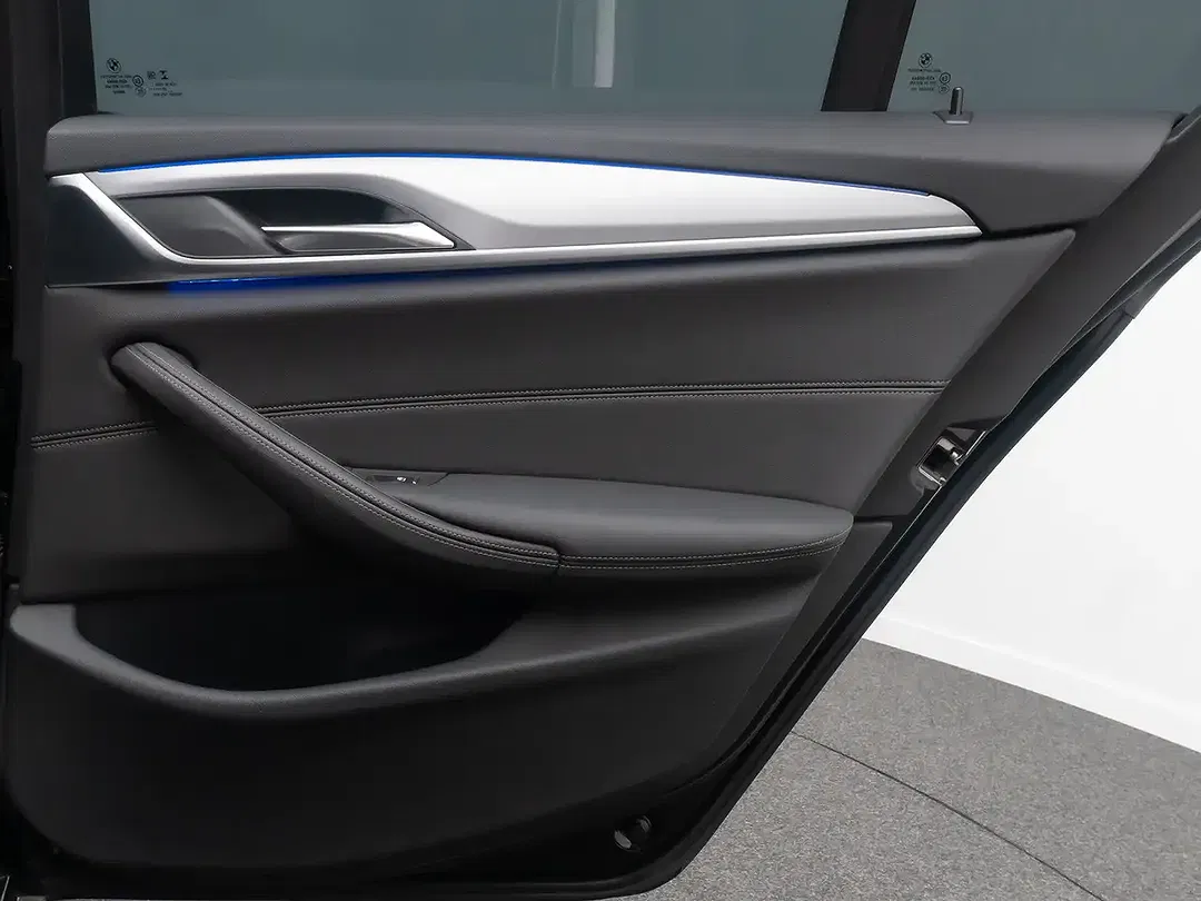 BMW 520 Sport - Thumbnail 16