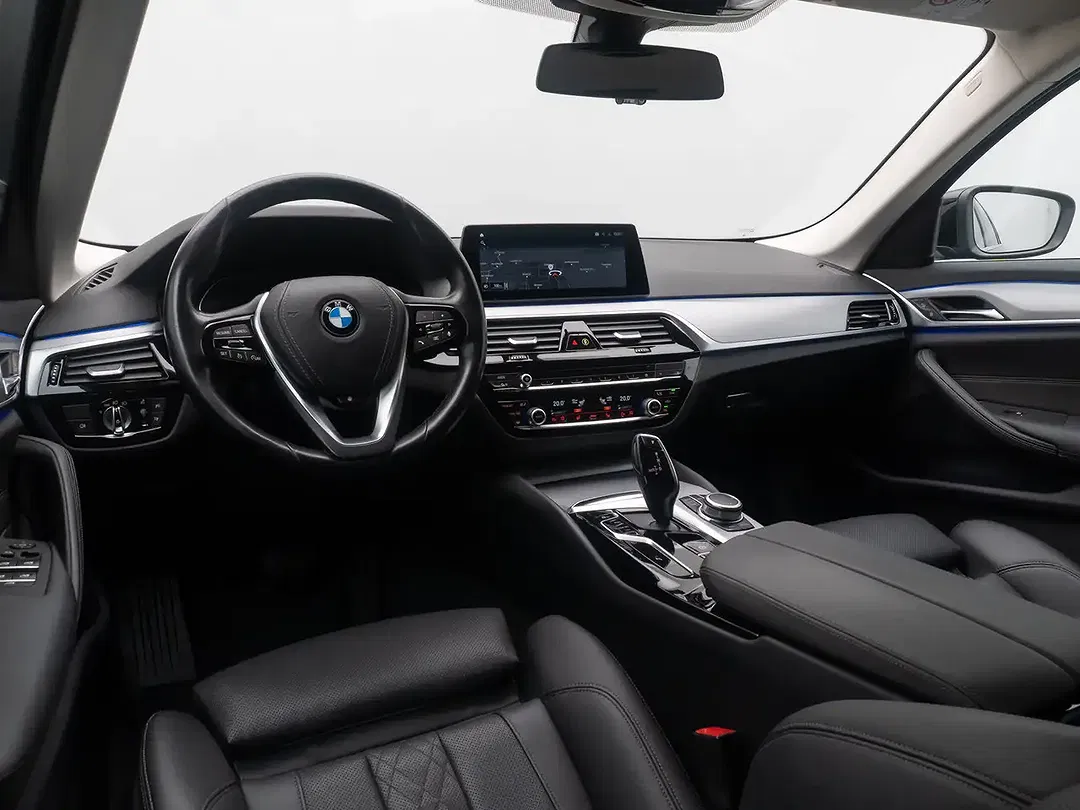 BMW 520 Sport - Thumbnail 19