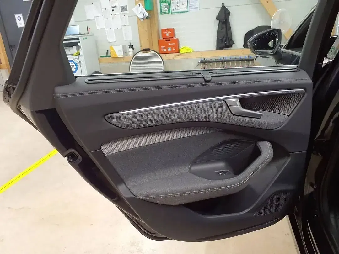 Audi A6 Matrix LED Avant - Thumbnail 7