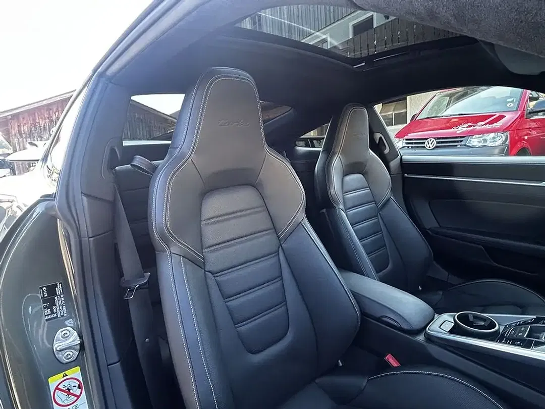 Porsche 911 Turbo Coupe - Thumbnail 13